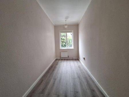 Waddon New Road, Croydon CR0, London - Photo 5