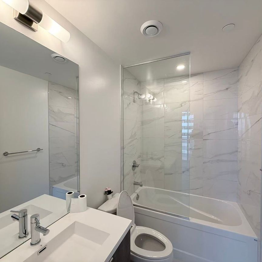 For Lease - 8 Interchange Way Unit# 2921, Vaughan, Ontario - Photo 1
