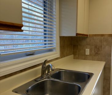 For Lease - 1189 Alexandra Avenue, Mississauga, Ontario - Photo 3