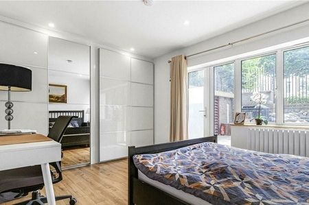 Apartment to rent in Abercorn Place, St John's Wood, NW8 - Photo 4