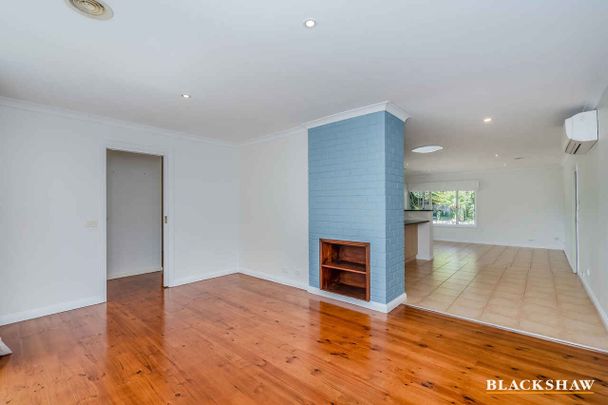 BEAUTIFUL FAMILY HOME IN DUFFY - Photo 1