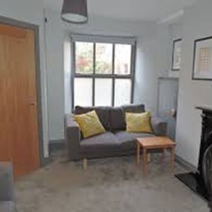 Room in a Shared House, Stratford Terrace, LS11 - Photo 2