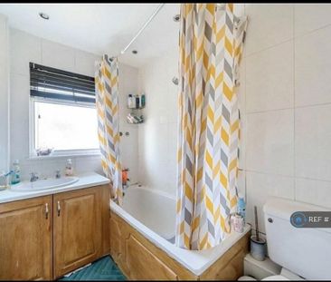 2 bedroom maisonette to rent - Photo 6