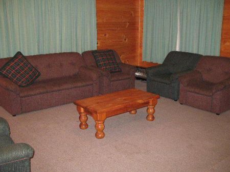 Room for 2 Families In Manuka Place - Photo 2