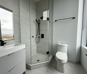 For Lease - 2920 Highway 7 Road Unit# 405, Vaughan, Ontario - Photo 2