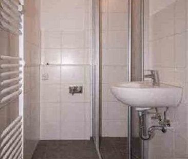 Geräumige 3 Zi. Wohnung mit Balkon! - Foto 1