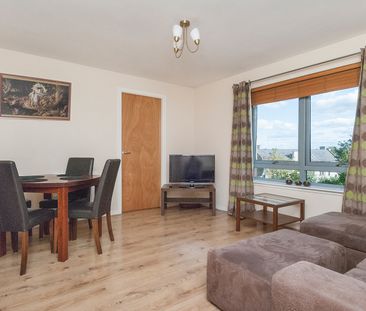 2439L - Restalrig Drive, Edinburgh, EH7 6JX - Photo 3