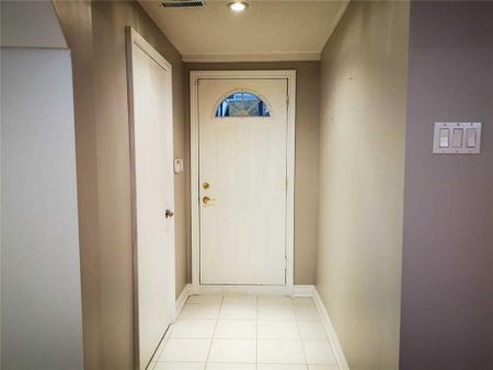 For Lease - 14 Greenhill Avenue Unit# Bsmt, Richmond Hill, Ontario - Photo 4