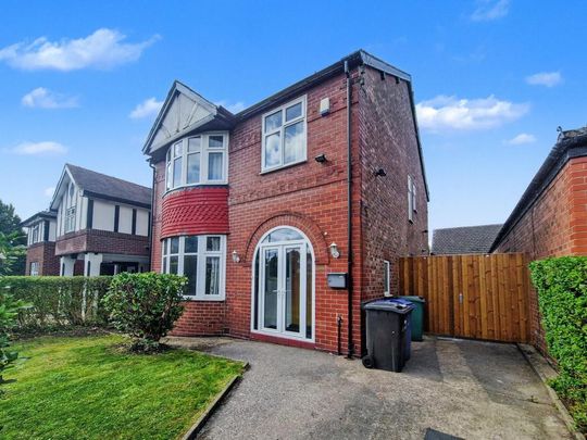 4 bedroom detached house to rent - Photo 1