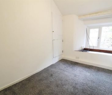 2 Bedroom Terraced To Let - Photo 4