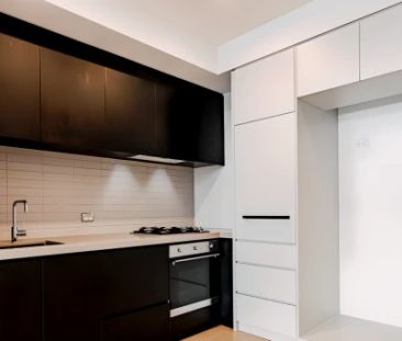 1 Bedroom*G13 - Photo 6