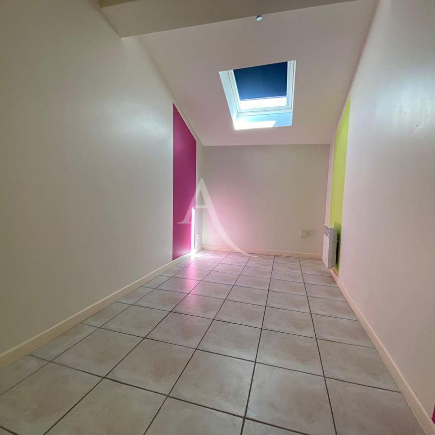 Location Appartement 2 pièces 59m² - Photo 1