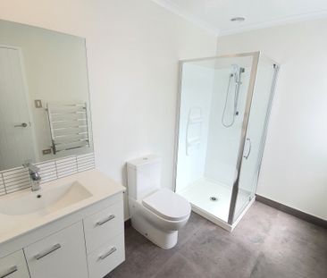 Fabulous Modern Terrace Home - Photo 2