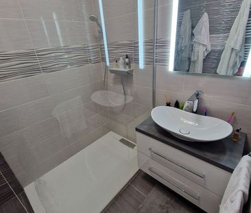 Pronájem bytu 3+kk 88 m² - Fotografie 1
