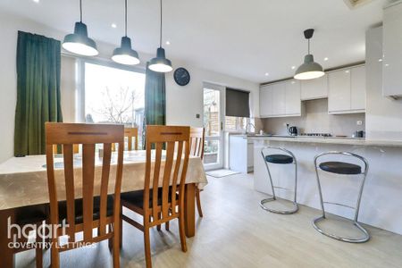 2 bedroom semi-detached house to rent - Photo 5