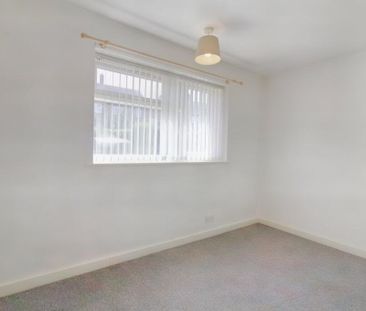 3 Bed Semi-Detached House, Beckhampton Road, NG5 - Photo 6