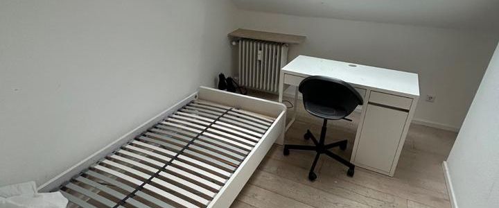 Schöne 5-Zimmer Wohnung mit Balkon in perfekter Lage - Photo 1