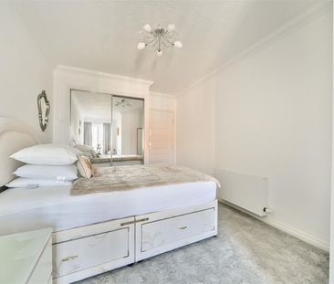 Chadwick Lodge, Southampton - Photo 5