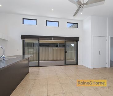 IMMACULATE MODERN FLAT - Photo 6