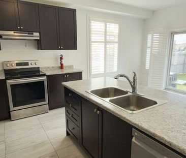 For Lease - 68 Dowling Road, New Tecumseth, Ontario - Photo 2