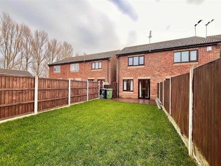 2 bedroom semi-detached house to rent - Photo 2