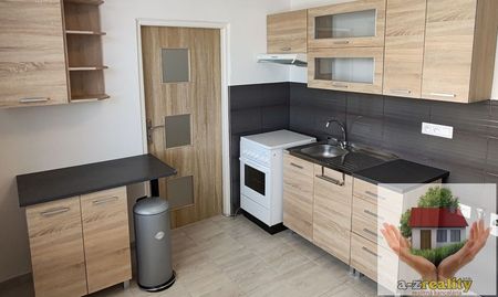 1 izbový byt s balkónom na prenájom - Fotografia 3