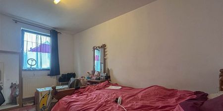 Appartement te huur in Tournai voor € 850 met 2 slaapkamers - Photo 2