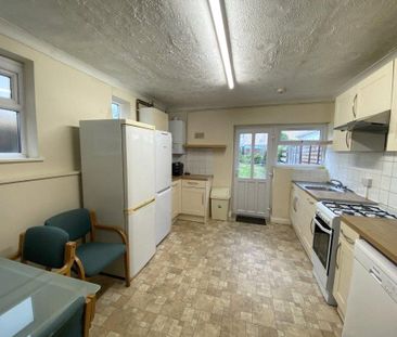 5 bedroom terraced house to rent - Photo 6