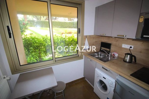 Location AppartementJuan-les-Pins - Photo 1