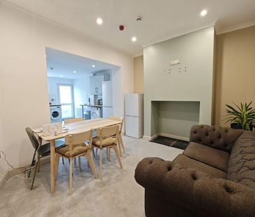 5 bedroom house of multiple occupation to rent - Photo 1