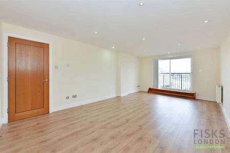 Studley Court, James Town Way, E14 - Photo 4