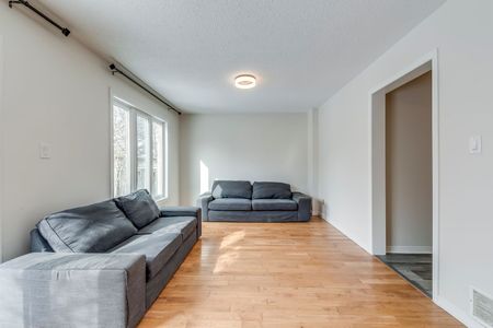 For Lease - 5492 Haddon Hall Road, Mississauga, Ontario - Photo 2