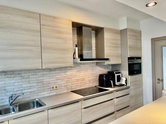 Gerenoveerde rijwoning te huur in Geraardsbergen - Photo 1