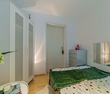 City-Residence: Westend: Großzügige schöne 2-Zimmer-Wohnung mit Win... - Foto 4