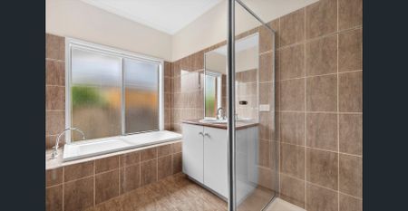 Prime Location Opposite Deakin University - Photo 5