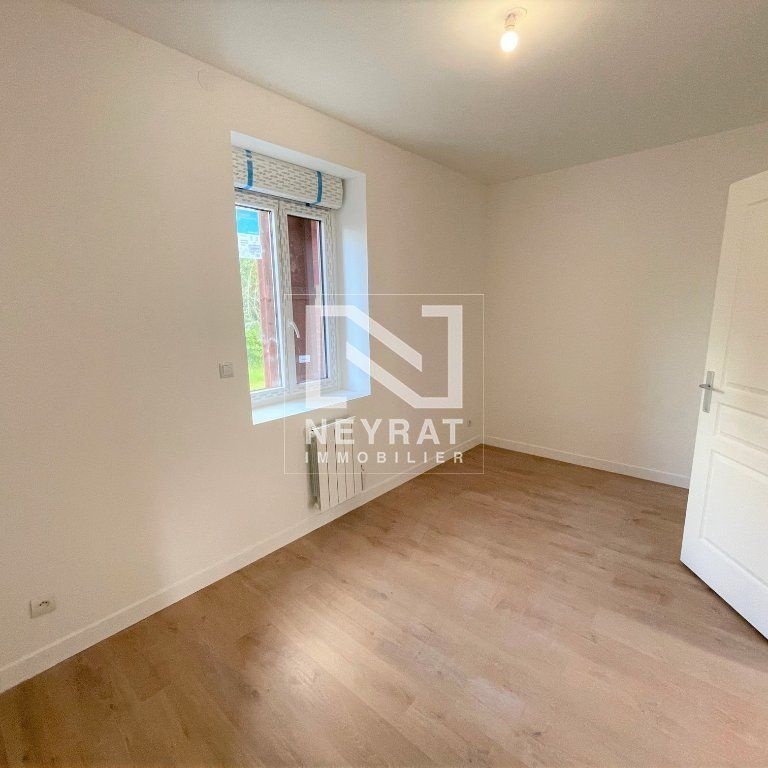 Location Appartement 2 pièces 37m² GUEUGNON 71130 - Photo 1