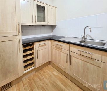 Wellington Road, Dewsbury, West Yorkshire, WF13 - Photo 5