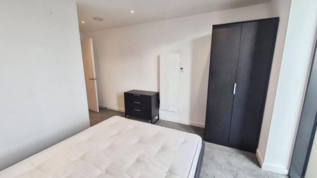 2 bedroom flat to rent - Photo 5