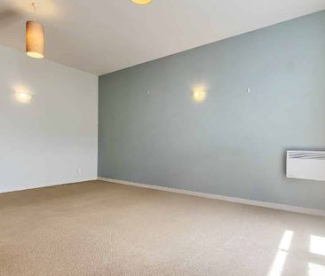 Welcome to apartment 12 in Pohara Apartments. - Photo 2