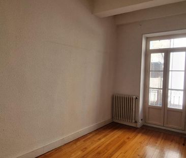 Location Appartement 2 pièces 56m² PRIVAS 07000 - Photo 6