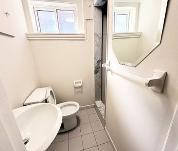 For Lease - 98 Newton Drive Unit# Basement, Toronto, Ontario - Photo 3