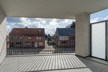 Ruim (129 m²) appartement met 2 slpks en 2 terrassen te Mol - Foto 4