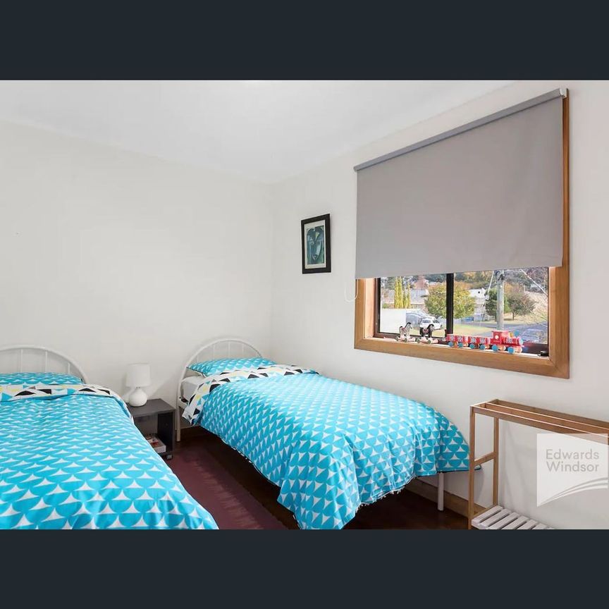 30 Syme Street, South Hobart, Tas 7004 - Photo 1