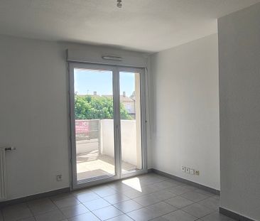 Location Appartement 2 pièces 39m² LAUNAGUET 31140 - Photo 6