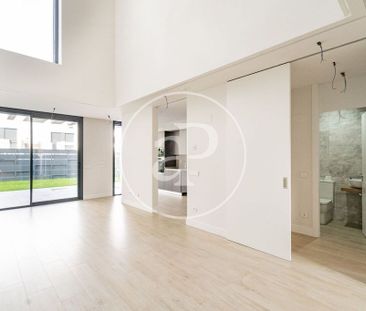 5 bedroom luxury Villa for rent in San Blas-Canillejas, Ciudad Line... - Foto 1