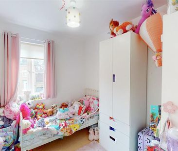 3 bedroom end of terrace house to rent - Photo 6