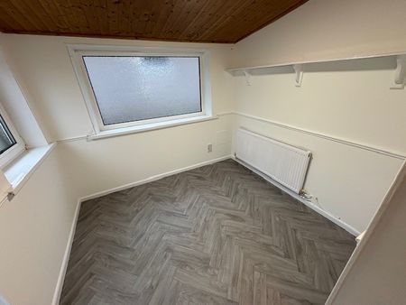 Chatburn Park Drive, Brierfield - Photo 5