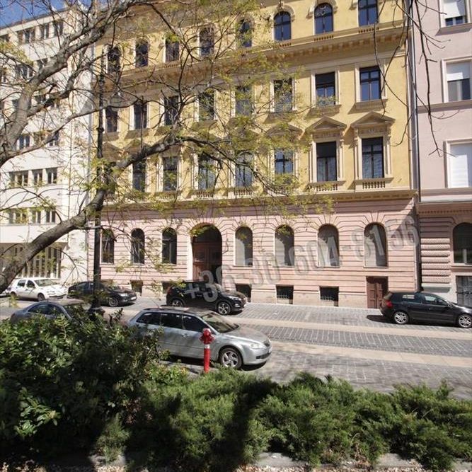 Kiadó felújított lakás - Budapest I. kerület - Fotó 1