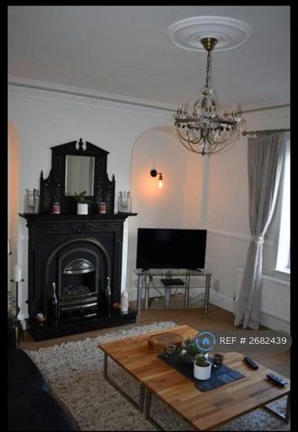 1 bedroom in a house share to rent - Photo 3