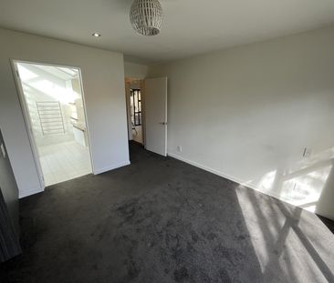 Lake Hayes home with views - Photo 4